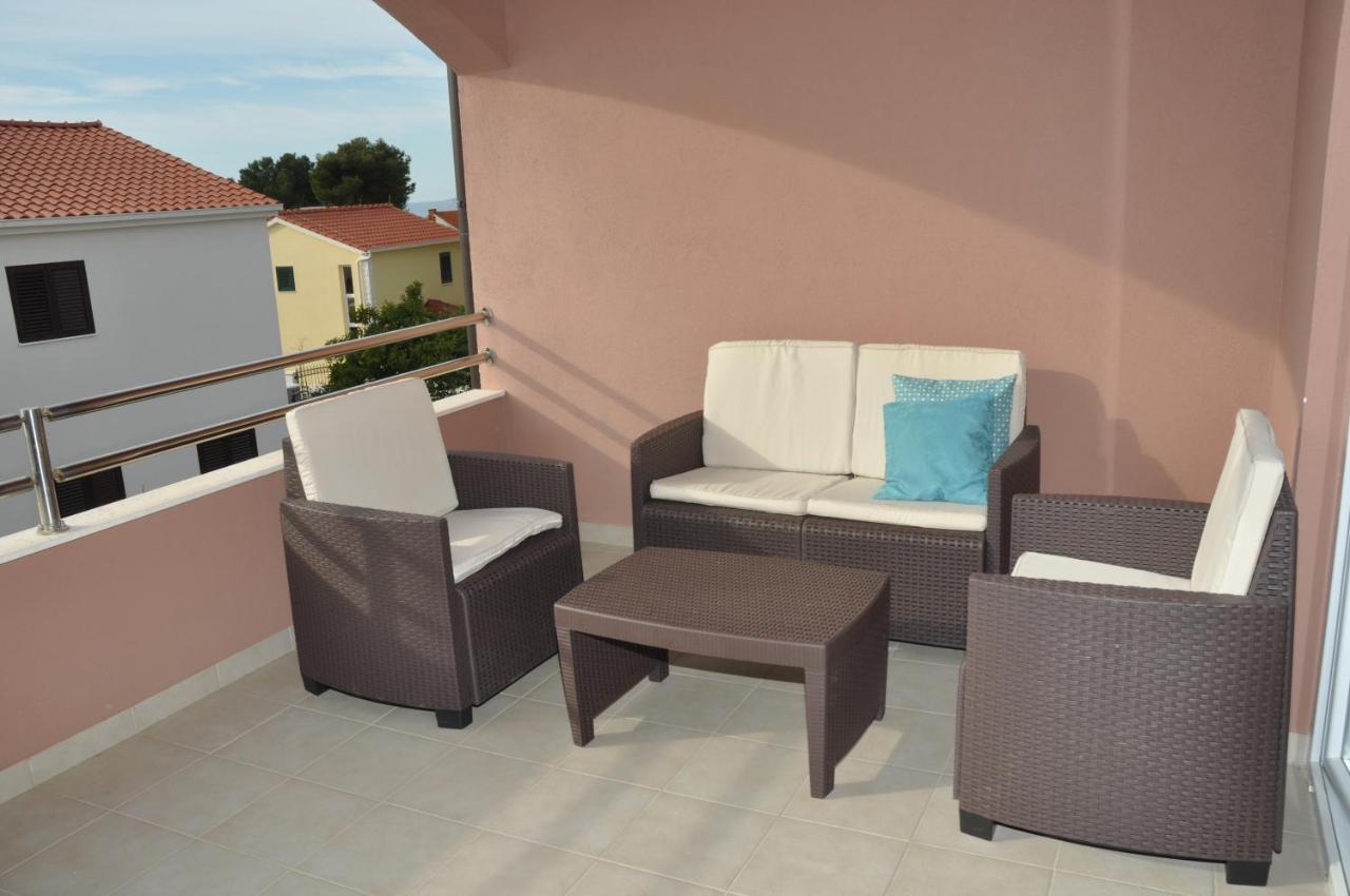 Apartmani Mia Trogir Exterior foto